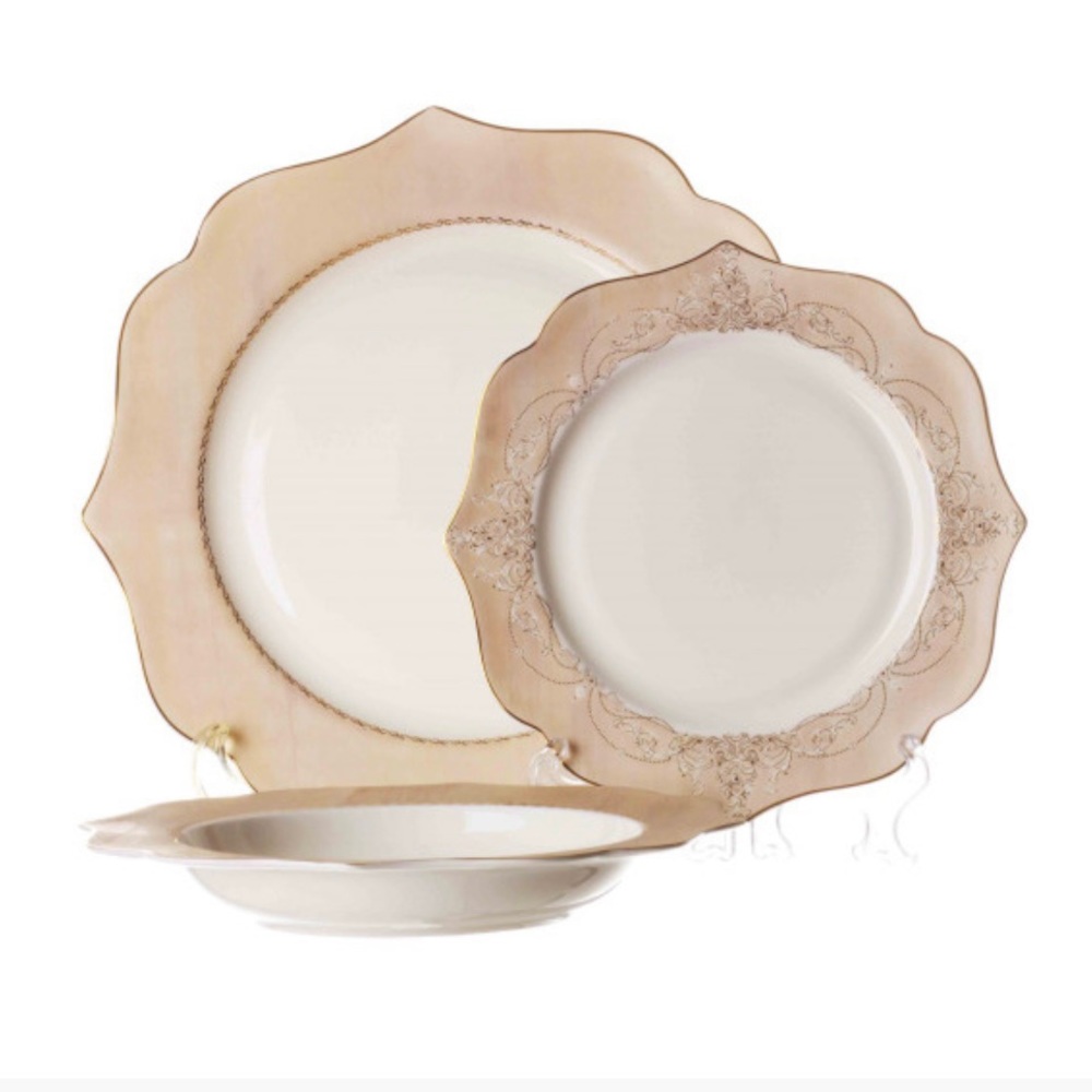 Brilliant Victoria Bone China 18 Piece Dinnerware Set Service for 6